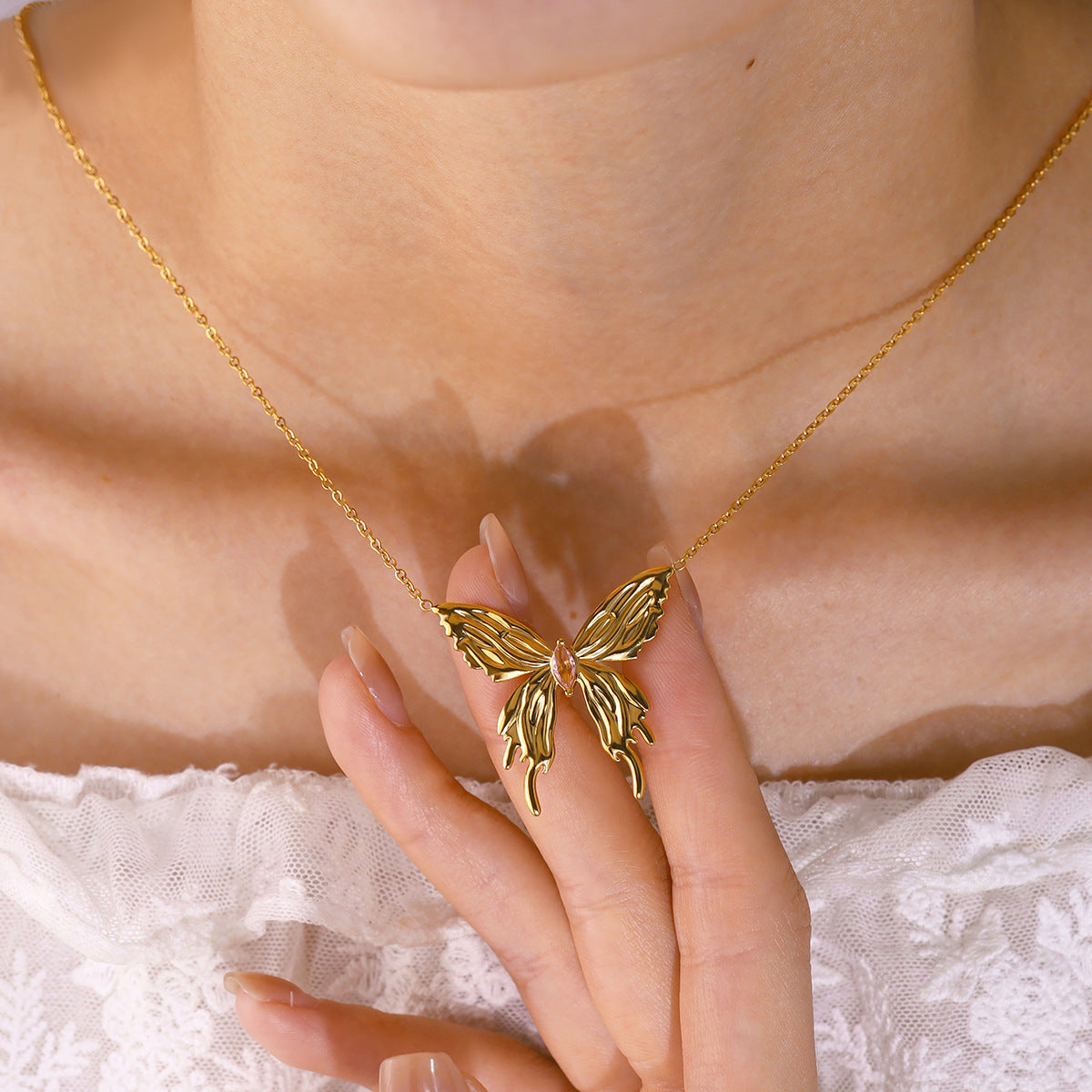 Fashionable Minimalist Versatile 3D Butterfly Necklace