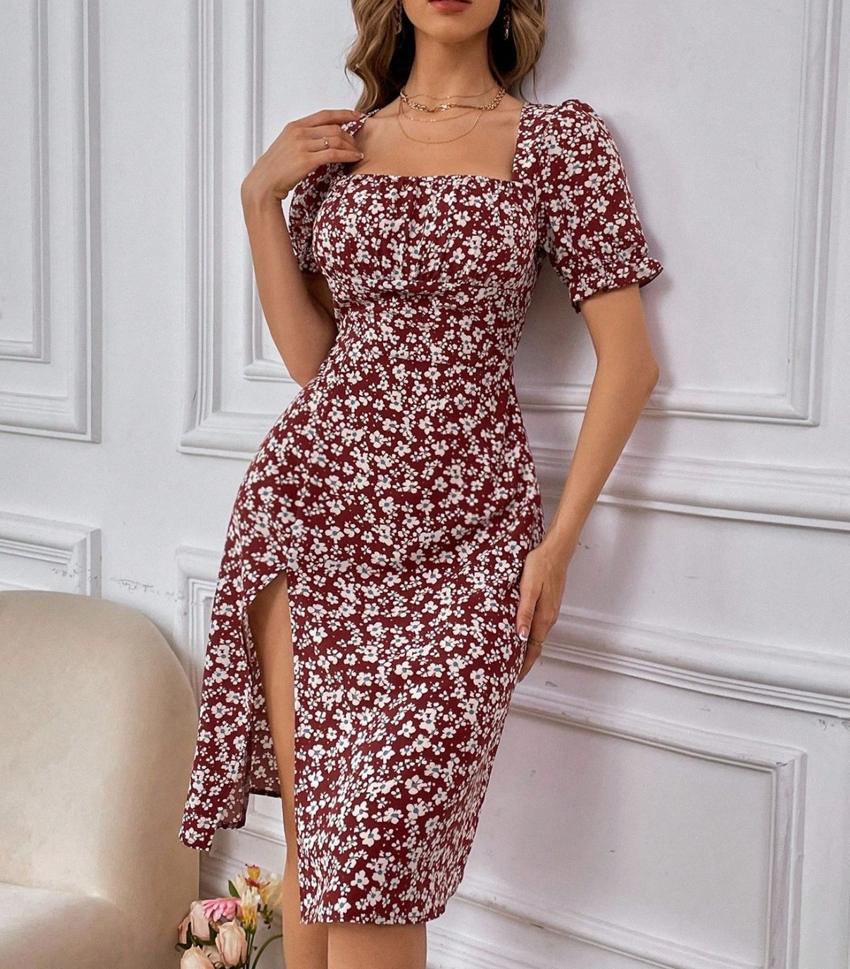 Women's French-style Square-neck Floral Print Dress